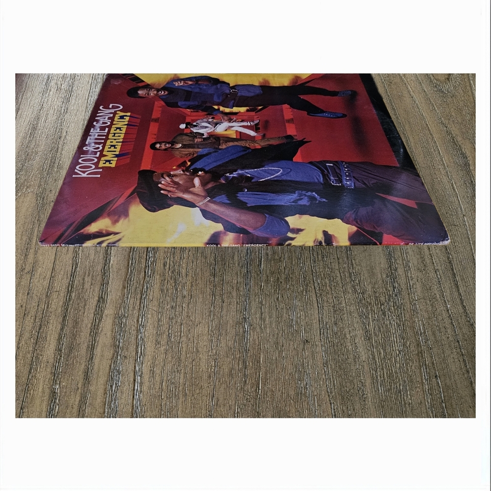 4/$30-KOOL AND THE GANG•Emergency•1984 US (#822 943-1 M-1) 53-Hauppauge Pressing - Picture 7 of 12